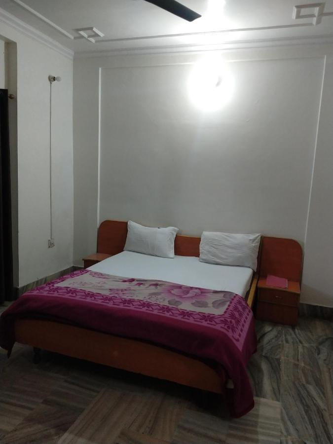 Varanasi Palace エクステリア 写真